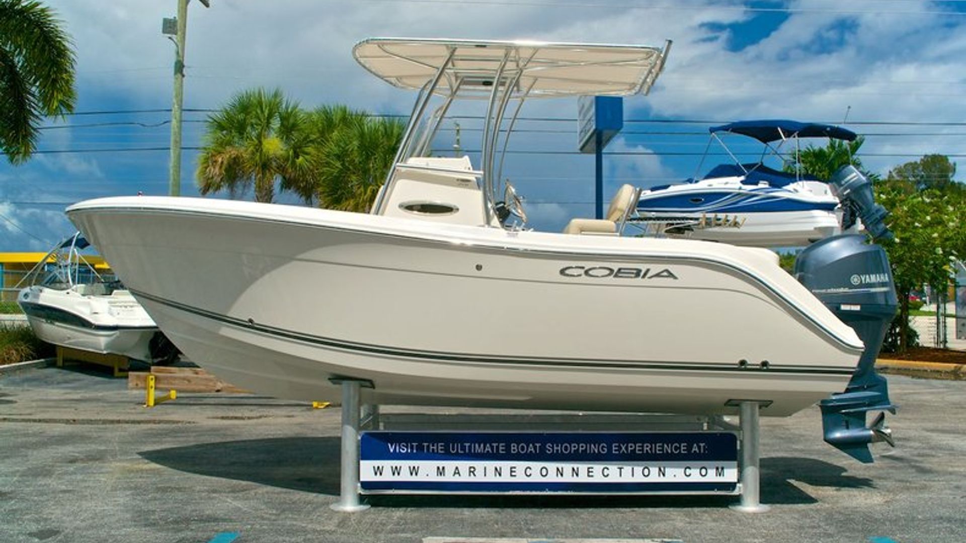 New 2014 Cobia 201 Center Console #T002 image 5