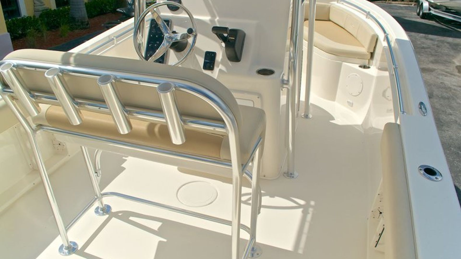 New 2014 Cobia 201 Center Console #T002 image 19