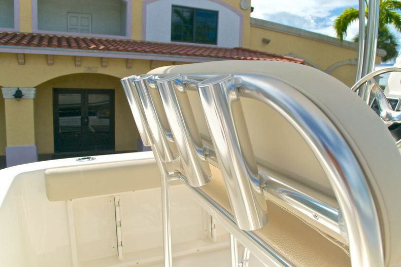 Thumbnail 33 for New 2014 Cobia 201 Center Console boat for sale in West Palm Beach, FL