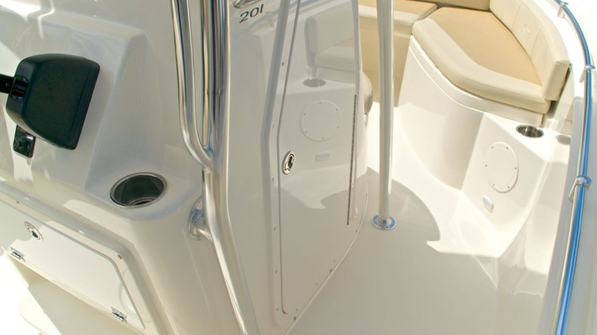 New 2014 Cobia 201 Center Console #T002 image 44