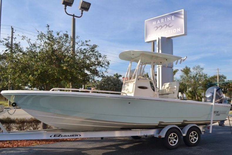 Thumbnail 1 for New 2018 Pathfinder 2600 TRS boat for sale in Vero Beach, FL