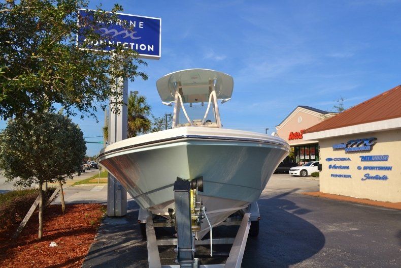 Thumbnail 2 for New 2018 Pathfinder 2600 TRS boat for sale in Vero Beach, FL