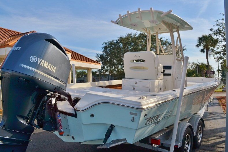 Thumbnail 5 for New 2018 Pathfinder 2600 TRS boat for sale in Vero Beach, FL