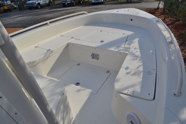 Thumbnail 12 for New 2018 Pathfinder 2600 TRS boat for sale in Vero Beach, FL