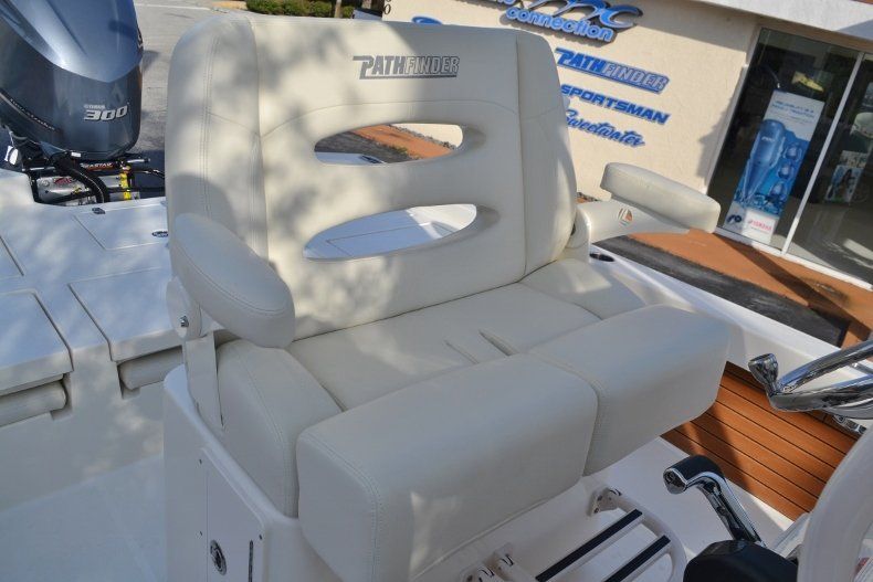 Thumbnail 15 for New 2018 Pathfinder 2600 TRS boat for sale in Vero Beach, FL