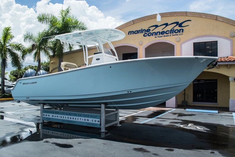 Thumbnail 1 for New 2016 Sportsman Open 252 Center Console boat for sale in West Palm Beach, FL