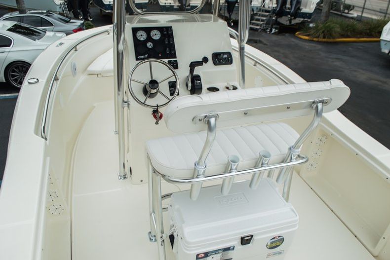 Thumbnail 11 for New 2016 Bulls Bay 200 CC Center Console boat for sale in Miami, FL