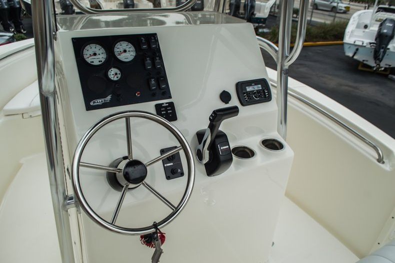 Thumbnail 24 for New 2016 Bulls Bay 200 CC Center Console boat for sale in Miami, FL