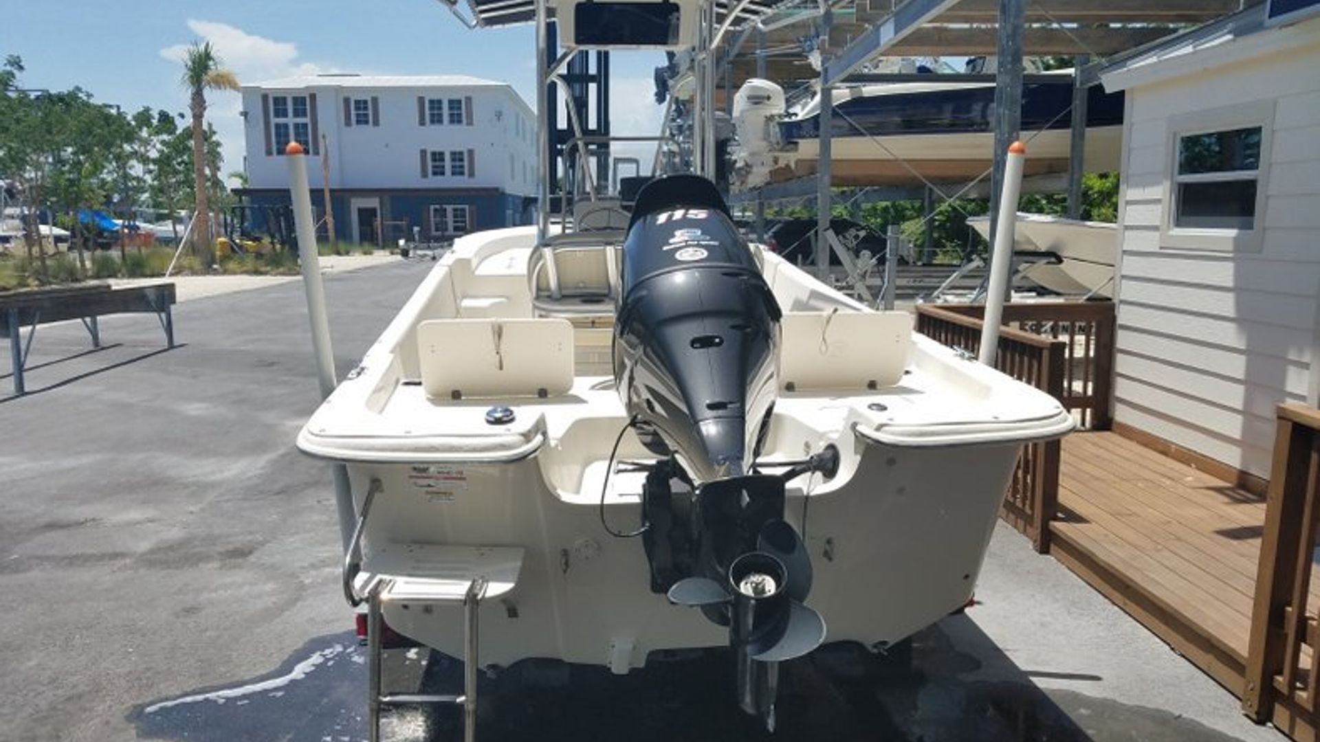 Used 2015 Carolina Skiff 218DLV #J324 image 4