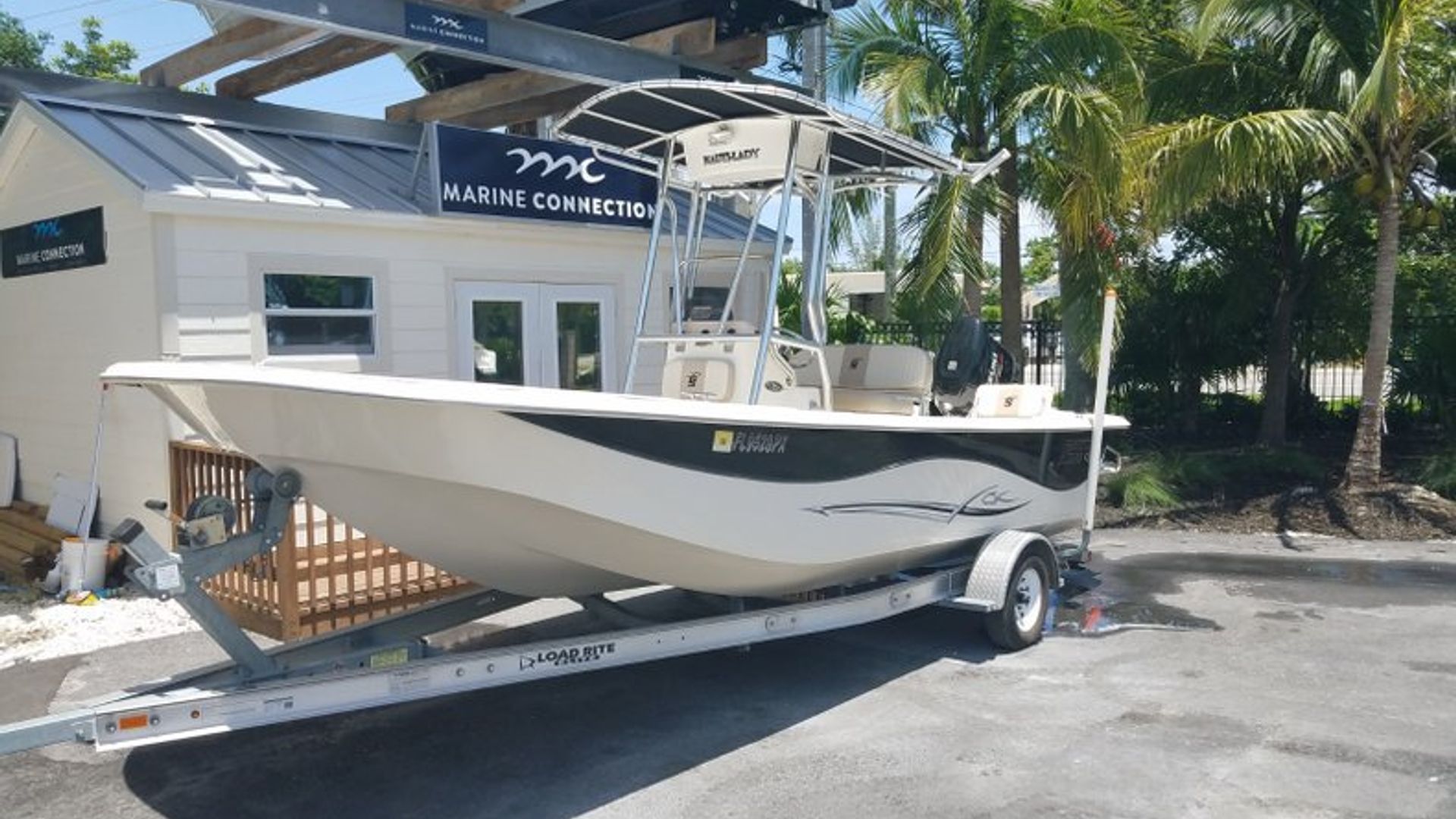 Used 2015 Carolina Skiff 218DLV #J324 image 2