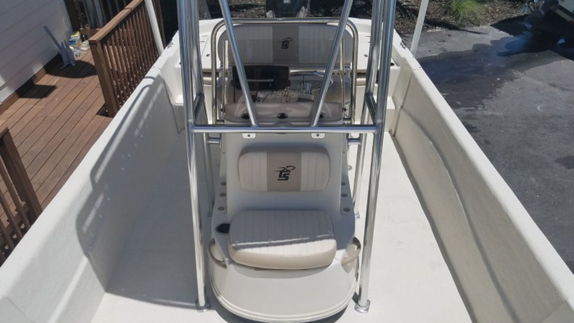 Used 2015 Carolina Skiff 218DLV #J324 image 16