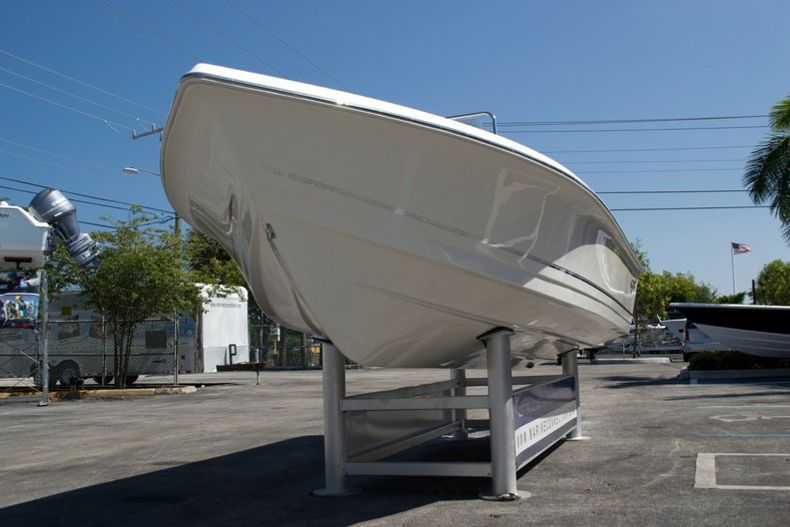 Thumbnail 5 for New 2014 Bulls Bay 2000 Bay Boat boat for sale in West Palm Beach, FL