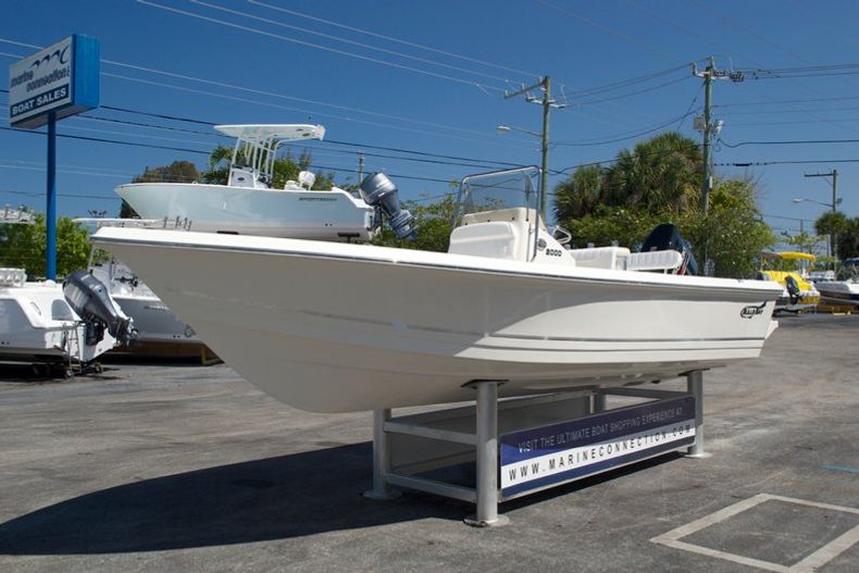 Thumbnail 7 for New 2014 Bulls Bay 2000 Bay Boat boat for sale in West Palm Beach, FL