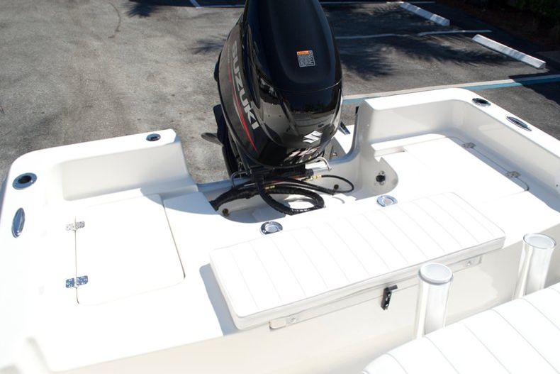 Thumbnail 25 for New 2014 Bulls Bay 2000 Bay Boat boat for sale in West Palm Beach, FL
