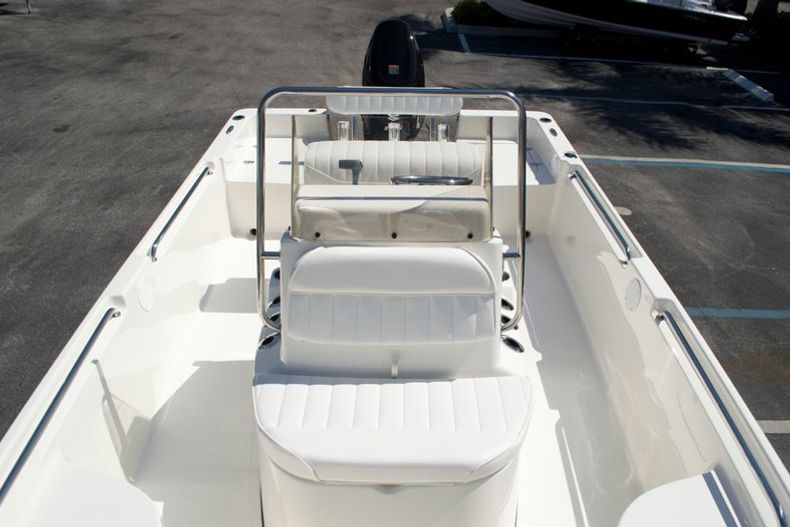Thumbnail 36 for New 2014 Bulls Bay 2000 Bay Boat boat for sale in West Palm Beach, FL