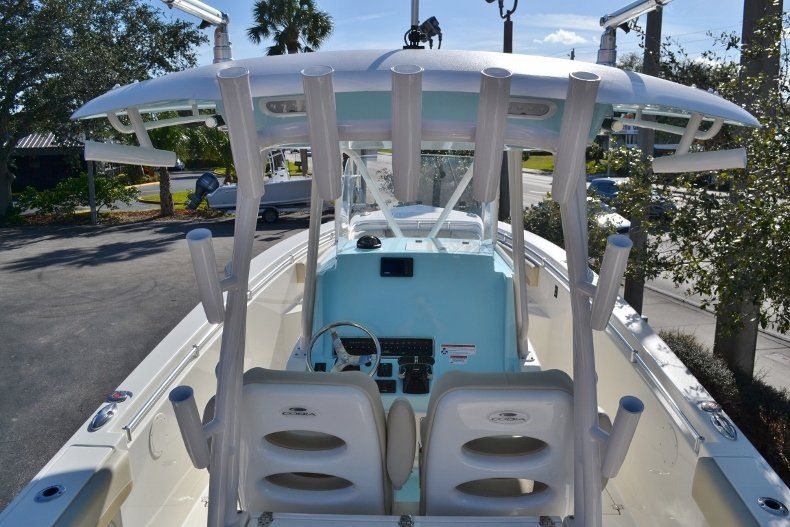 Thumbnail 10 for New 2018 Cobia 301 CC Center Console boat for sale in Vero Beach, FL
