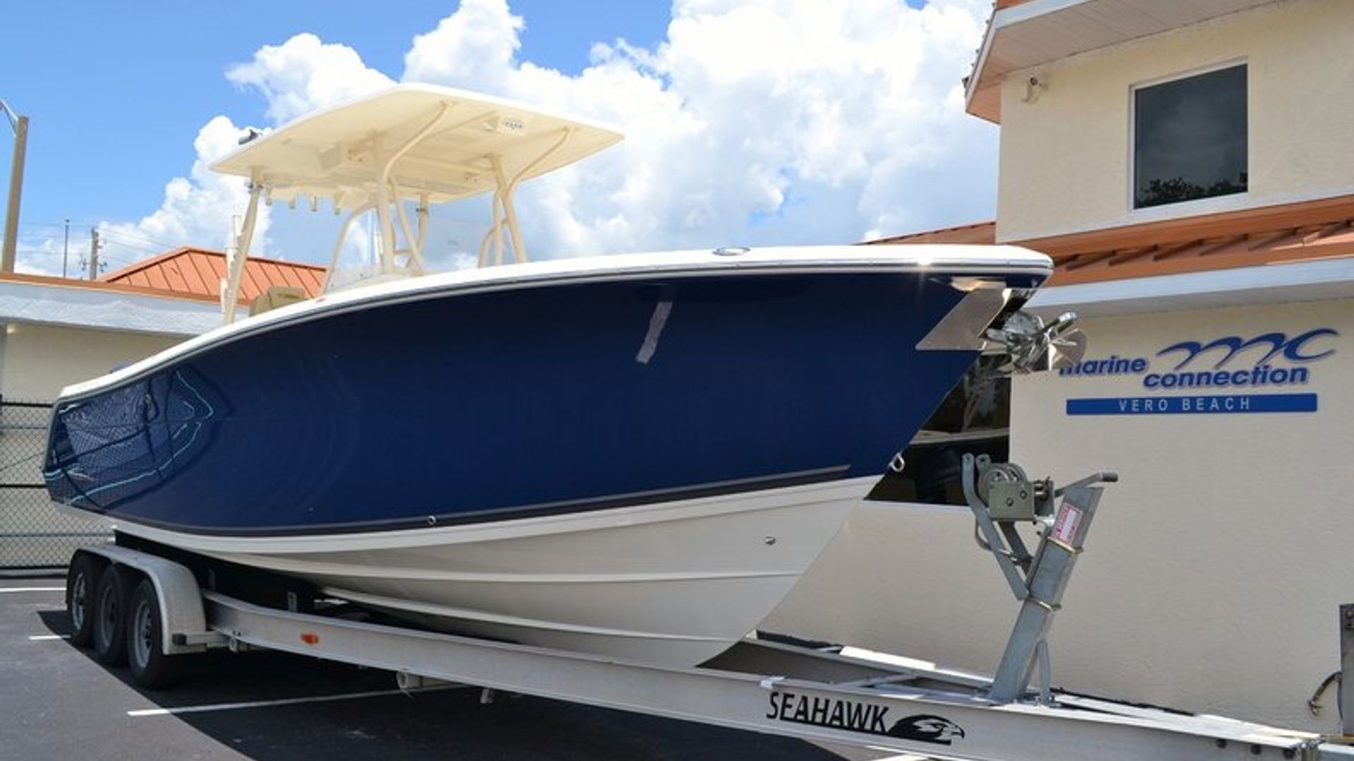 New 2014 Cobia 296 Center Console #N054 image 2