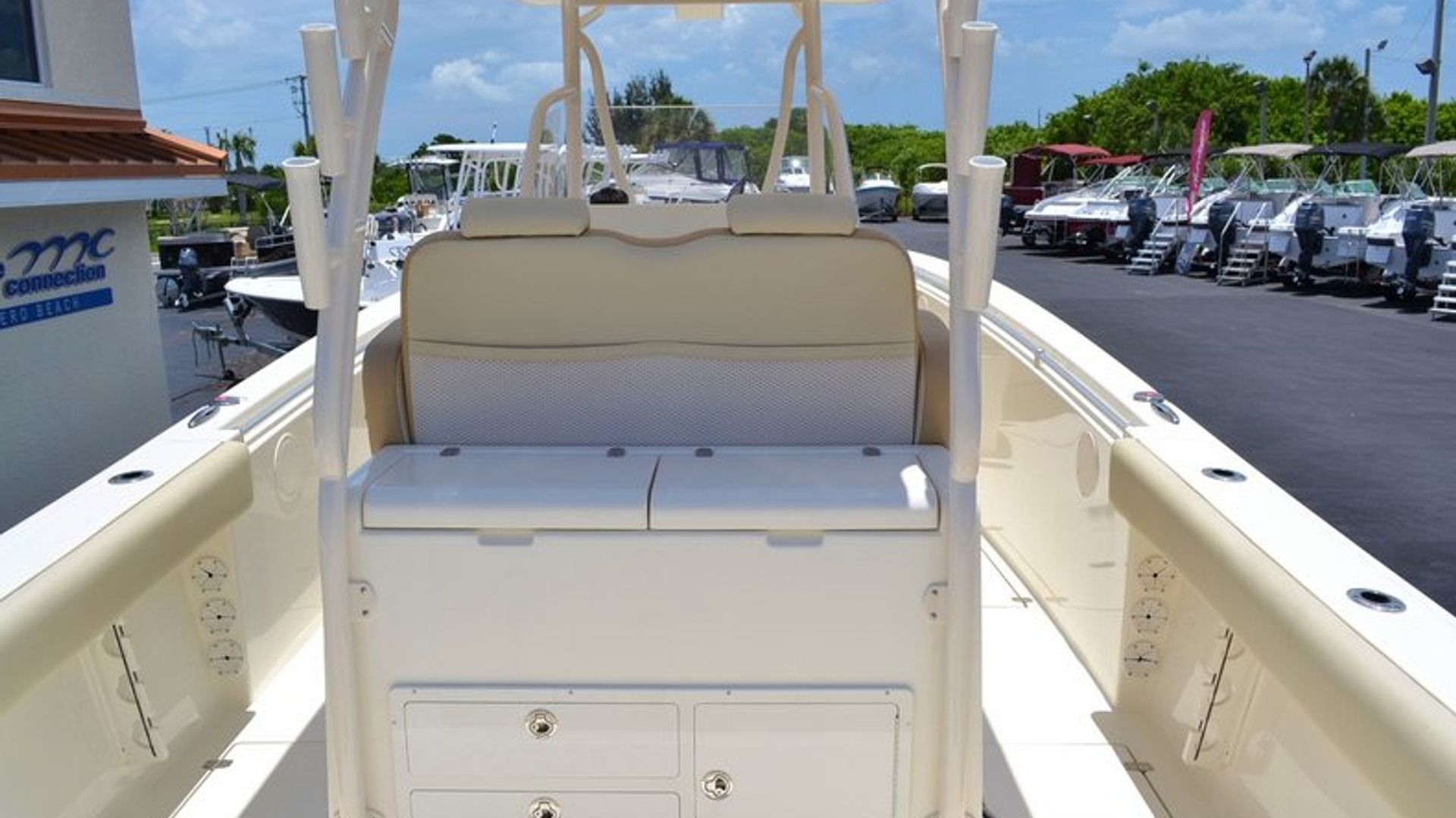 New 2014 Cobia 296 Center Console #N054 image 13