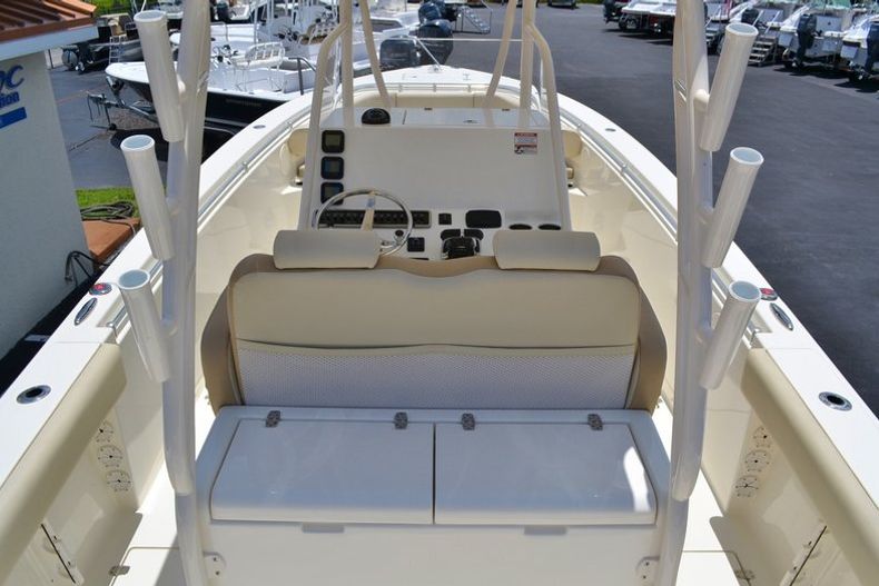 Thumbnail 13 for New 2014 Cobia 296 Center Console boat for sale in West Palm Beach, FL
