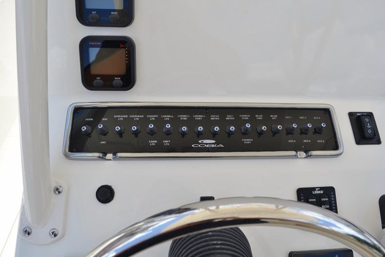Thumbnail 17 for New 2014 Cobia 296 Center Console boat for sale in West Palm Beach, FL