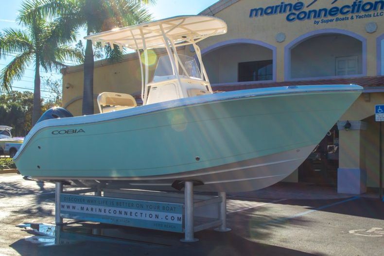Thumbnail 1 for New 2016 Cobia 201 Center Console boat for sale in Miami, FL