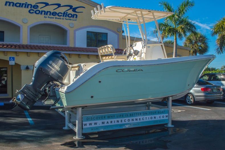 Thumbnail 7 for New 2016 Cobia 201 Center Console boat for sale in Miami, FL