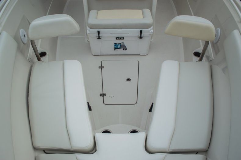Thumbnail 17 for New 2015 Sailfish 290 CC Center Console boat for sale in West Palm Beach, FL