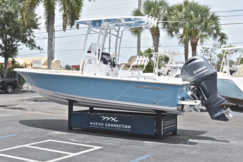Thumbnail 5 for New 2019 Sportsman Masters 227 Bay Boat boat for sale in Vero Beach, FL