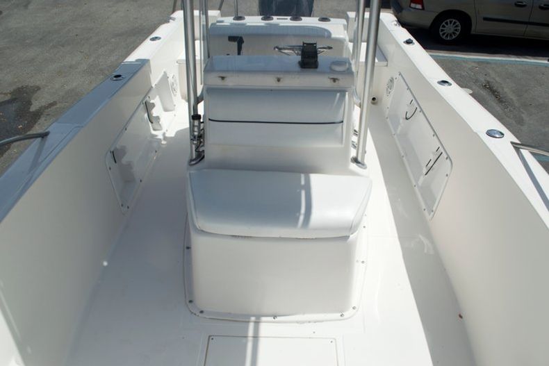 Thumbnail 29 for Used 2004 Key Largo 2000 CC Center Console boat for sale in Miami, FL