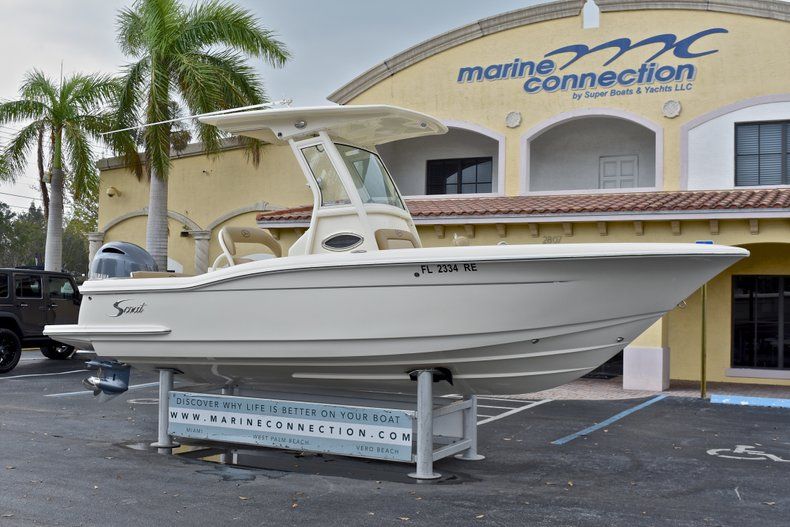 Thumbnail 1 for Used 2015 Scout 225 XSF Center Console boat for sale in West Palm Beach, FL