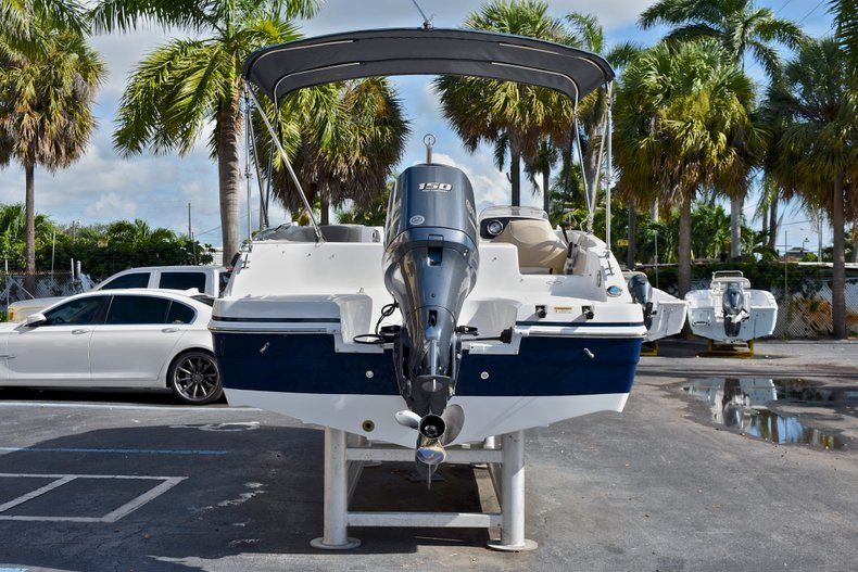 Thumbnail 6 for Used 2015 Hurricane SunDeck Sport SS 188 OB boat for sale in West Palm Beach, FL