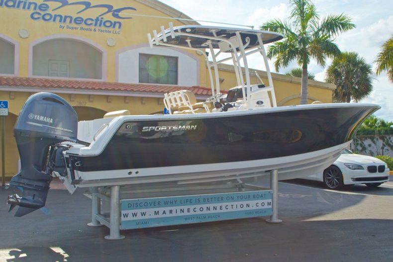 Thumbnail 9 for New 2016 Sportsman Open 232 Center Console boat for sale in Vero Beach, FL