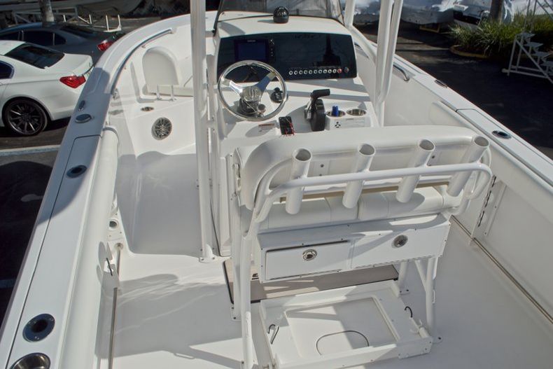 Thumbnail 11 for New 2016 Sportsman Open 232 Center Console boat for sale in West Palm Beach, FL