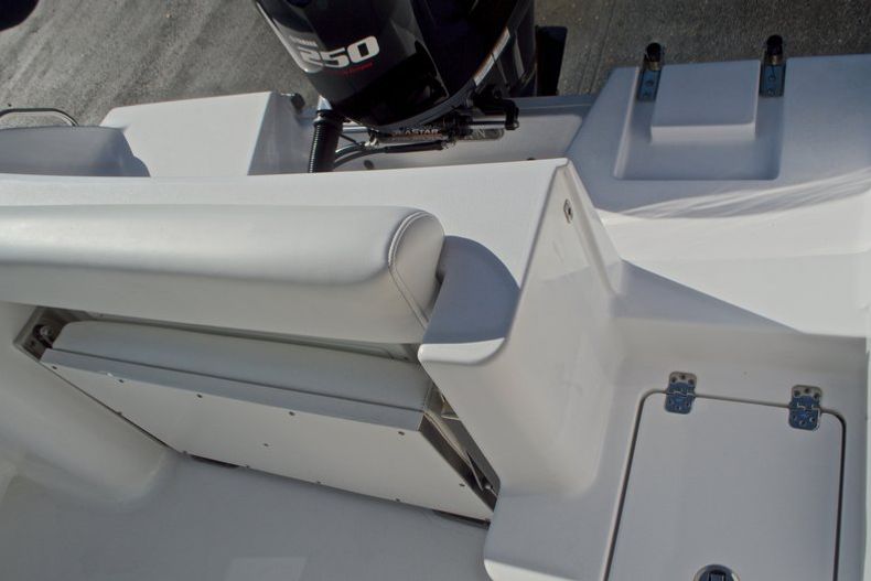 Thumbnail 17 for New 2016 Sportsman Open 232 Center Console boat for sale in West Palm Beach, FL