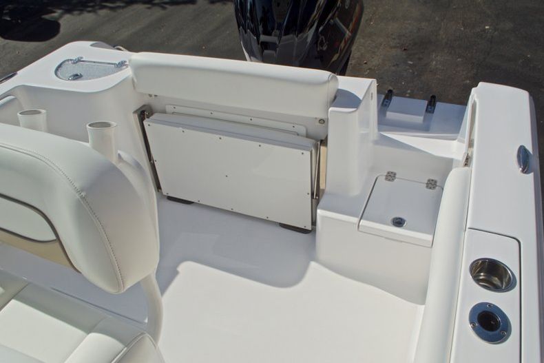 Thumbnail 12 for New 2016 Sportsman Open 232 Center Console boat for sale in West Palm Beach, FL