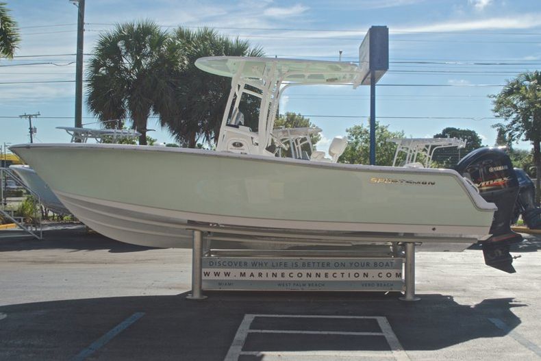 Thumbnail 4 for New 2016 Sportsman Open 232 Center Console boat for sale in West Palm Beach, FL