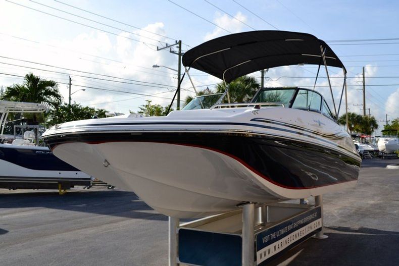 Thumbnail 4 for New 2014 Hurricane SunDeck SD 187 OB boat for sale in West Palm Beach, FL