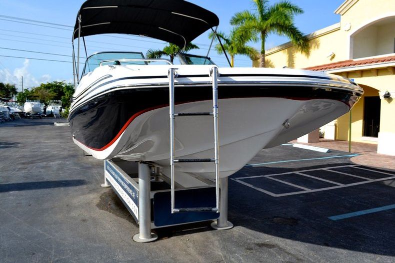 Thumbnail 16 for New 2014 Hurricane SunDeck SD 187 OB boat for sale in West Palm Beach, FL
