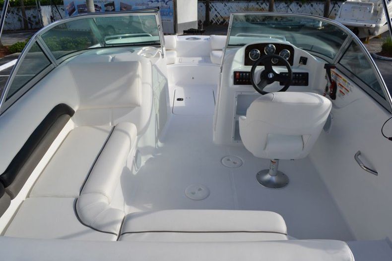Thumbnail 22 for New 2014 Hurricane SunDeck SD 187 OB boat for sale in West Palm Beach, FL