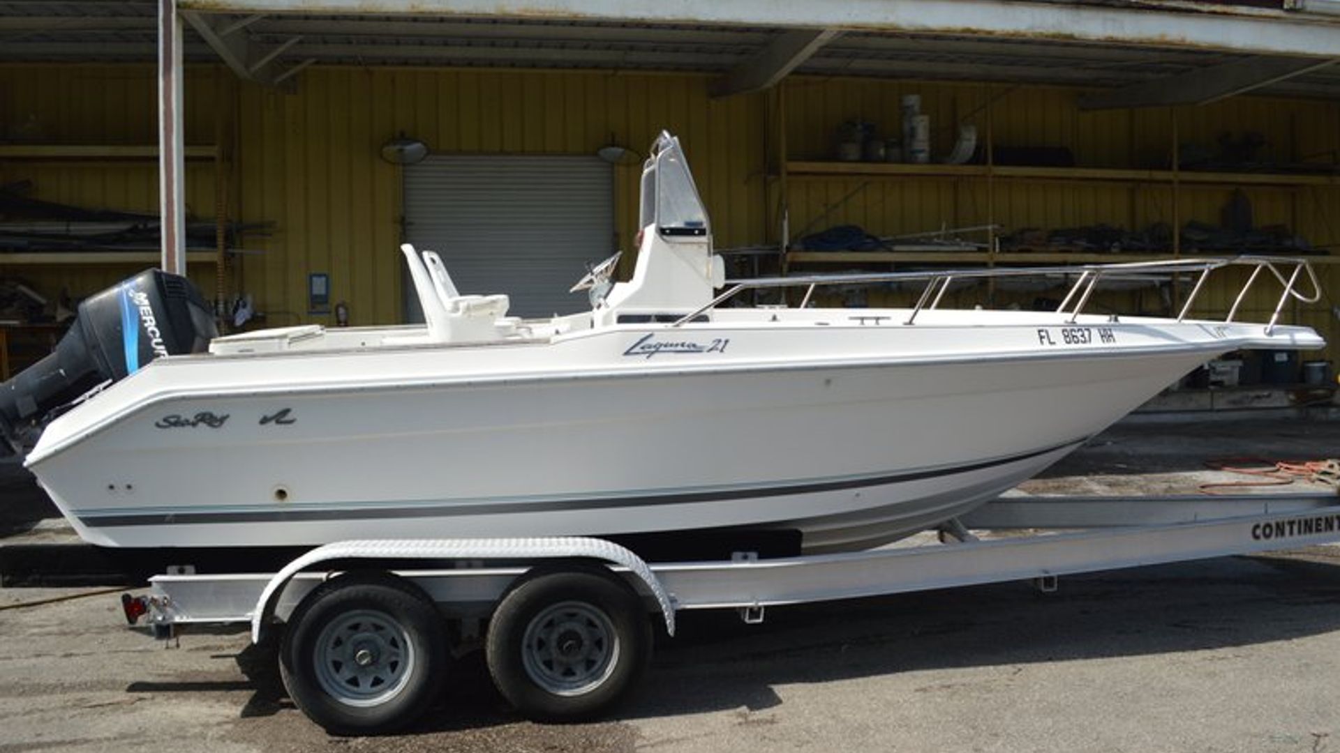 Used 1992 Sea Ray 21 Laguna #2006 image 2