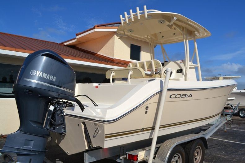 Thumbnail 6 for New 2016 Cobia 237 Center Console boat for sale in West Palm Beach, FL