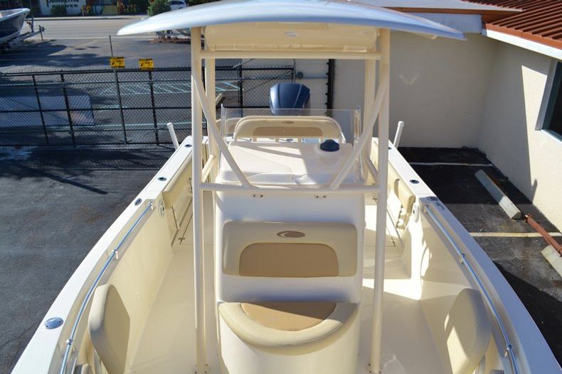 Thumbnail 16 for New 2016 Cobia 237 Center Console boat for sale in West Palm Beach, FL