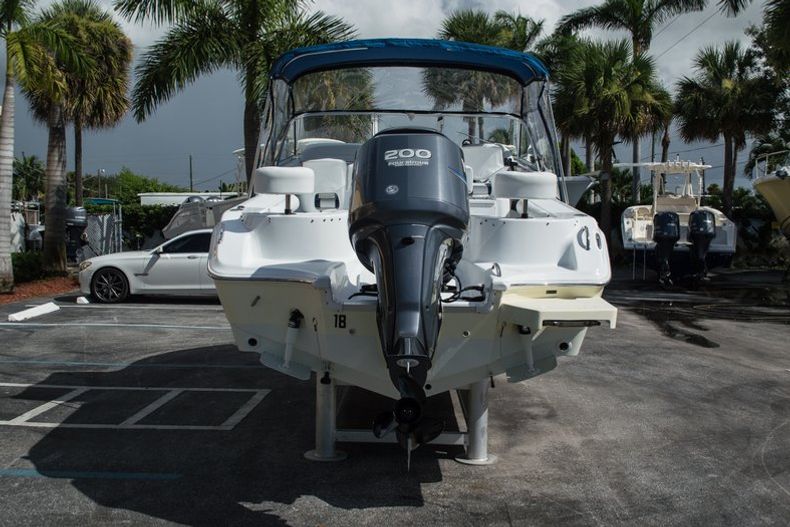 Thumbnail 7 for Used 2006 Polar 2100 DC boat for sale in West Palm Beach, FL