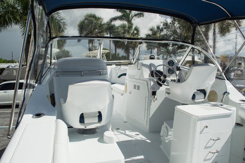 Thumbnail 10 for Used 2006 Polar 2100 DC boat for sale in West Palm Beach, FL