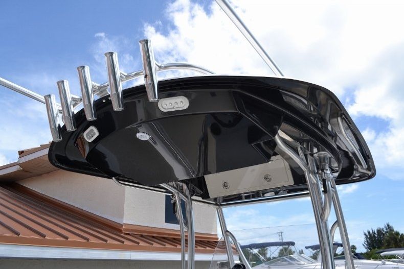 Thumbnail 26 for New 2016 Cobia 277 Center Console boat for sale in West Palm Beach, FL