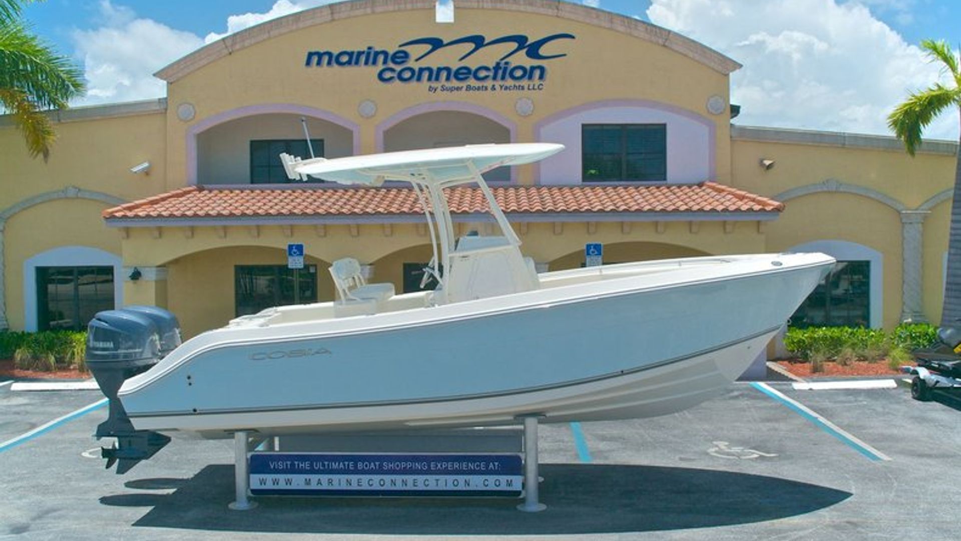 New 2014 Cobia 237 Center Console #P001 image 1