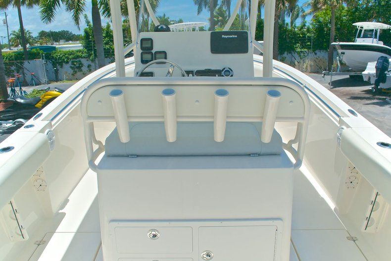 Thumbnail 19 for New 2014 Cobia 237 Center Console boat for sale in West Palm Beach, FL