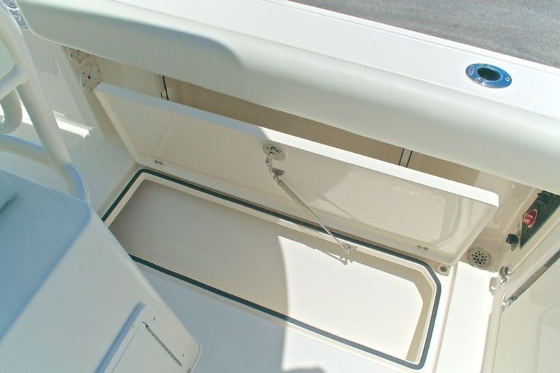 Thumbnail 32 for New 2014 Cobia 237 Center Console boat for sale in West Palm Beach, FL