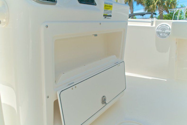 Thumbnail 53 for New 2014 Cobia 237 Center Console boat for sale in West Palm Beach, FL
