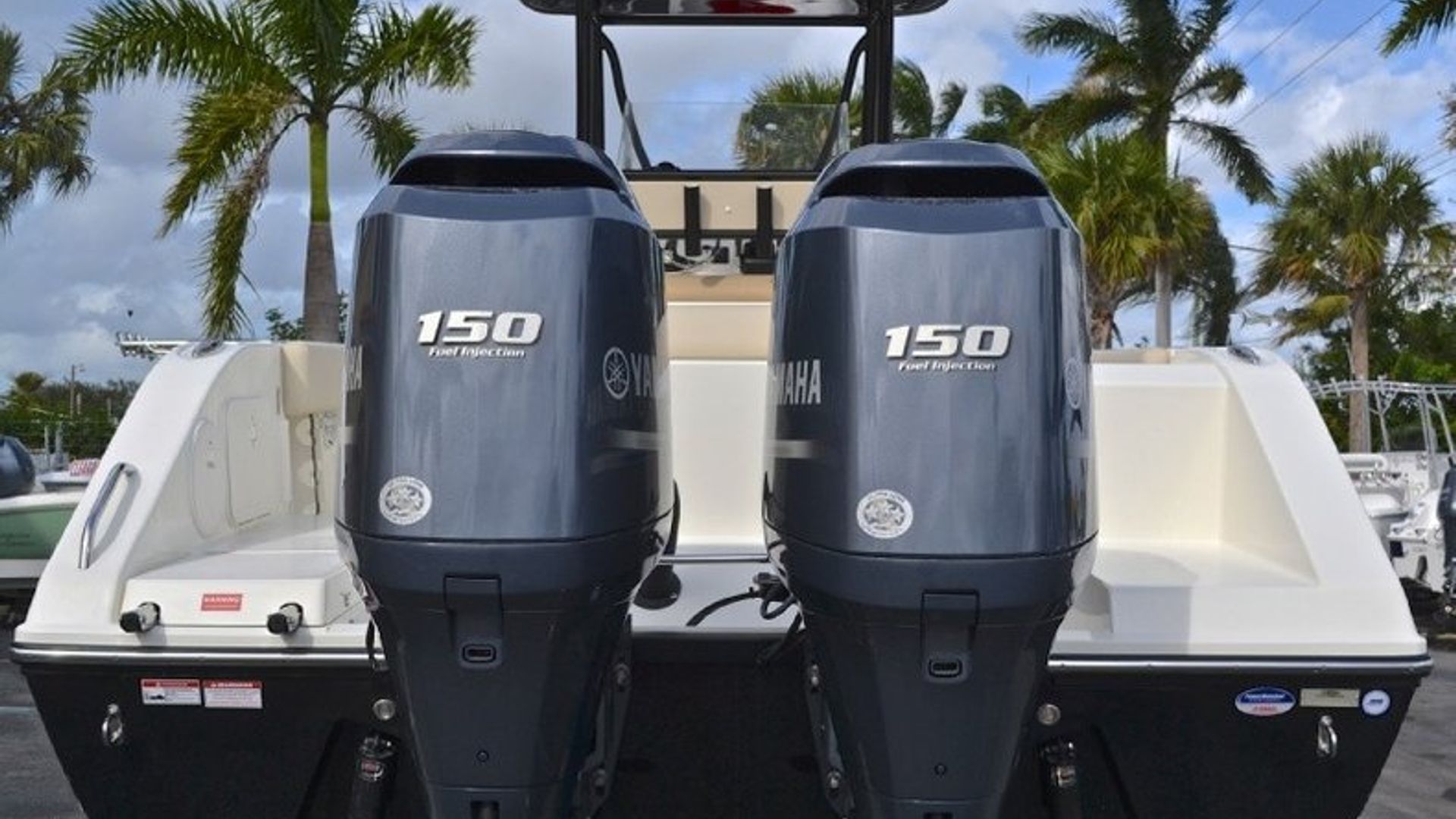 New 2013 Cobia 256 Center Console #K013 image 11